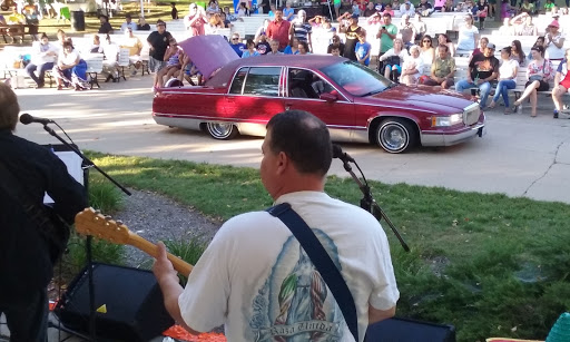 Park «Central Memorial Park», reviews and photos, 212 E 4th St, Sterling, IL 61081, USA