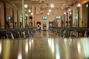 Paul Mitchell The School Cleveland image