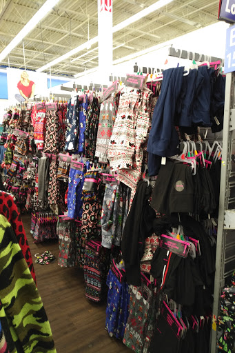 Department Store «Walmart Supercenter», reviews and photos, 5851 Mercury Dr, Dearborn, MI 48126, USA