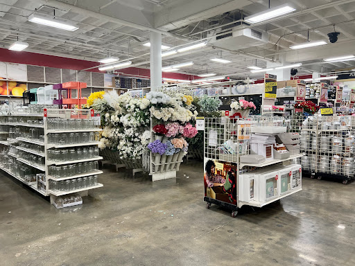 Craft Store «Michaels», reviews and photos, 6330 Seven Corners Center, Falls Church, VA 22044, USA