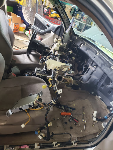 Car Repair and Maintenance «A & D Automotive Center», reviews and photos, 1127 E Twiggs St, Tampa, FL 33602, USA