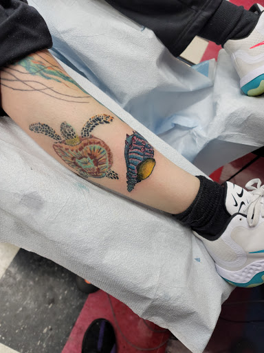 Tattoo Shop «Artistry In Motion», reviews and photos, 230 E Walnut St, North Vernon, IN 47265, USA