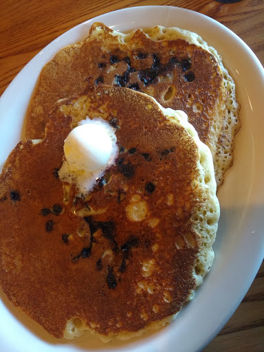 American Restaurant «Cracker Barrel Old Country Store», reviews and photos, 4758 Lanier Islands Pkwy, Buford, GA 30518, USA