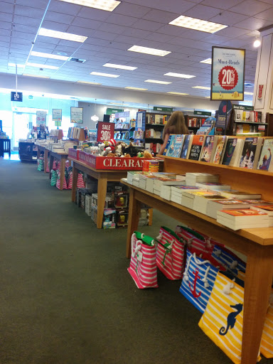 Book Store «Barnes & Noble», reviews and photos, 1091 El Camino Real, Redwood City, CA 94063, USA