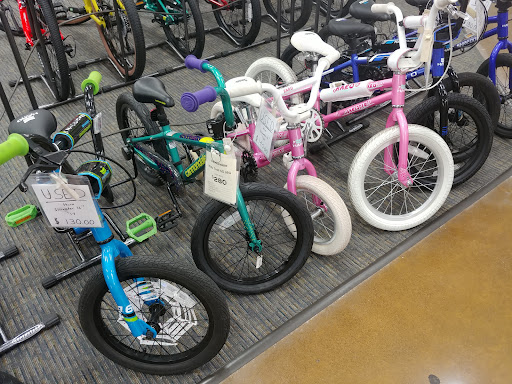 Bicycle Store «Sun & Ski», reviews and photos, 2438 W Anderson Ln, Austin, TX 78757, USA