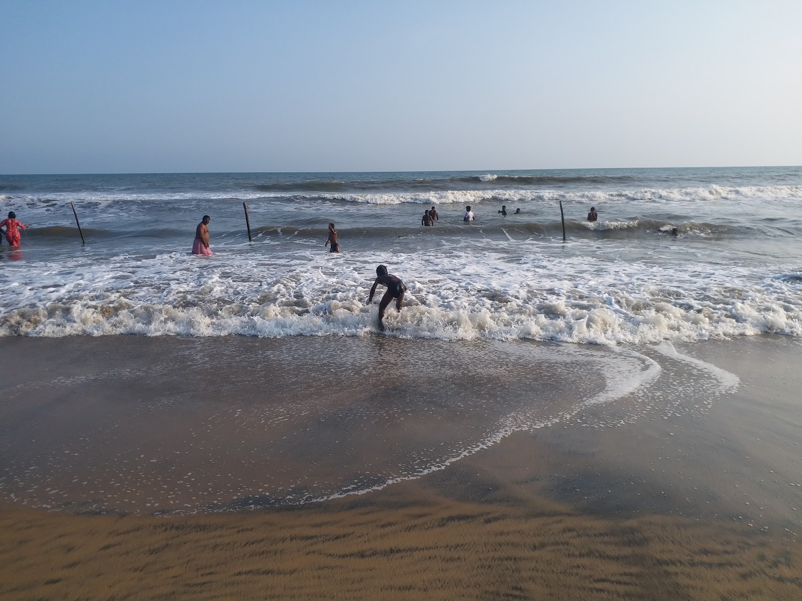 Φωτογραφία του Perupalem Beach με επίπεδο καθαριότητας εν μέρει καθαρό