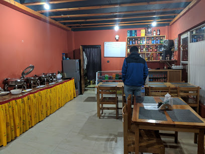 Home Kitchen, Olakha - CMX4+HXH, Daw Lam Rd, Thimphu, Bhutan
