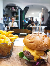 Plats et boissons du Restaurant français Restaurant Aux Pyrénées à Arcueil - n°20