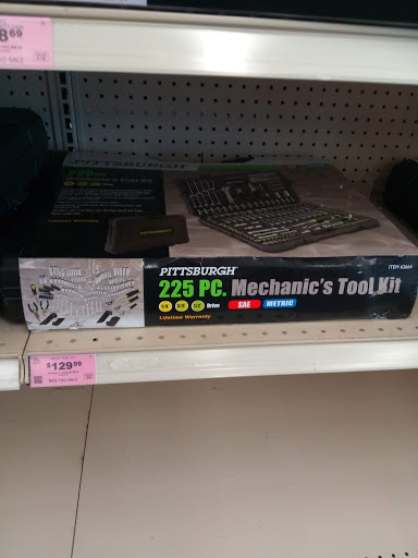 Hardware Store «Harbor Freight Tools», reviews and photos, 395 Westgate Dr, Brockton, MA 02301, USA