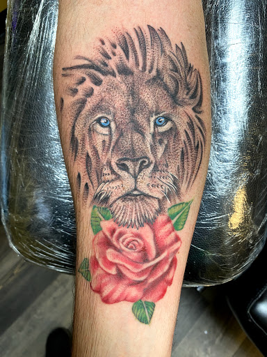 Explore back tattoos ideas, creative tattoo ideas in Warner Robins, available at Untold Pain Tattoo Studio