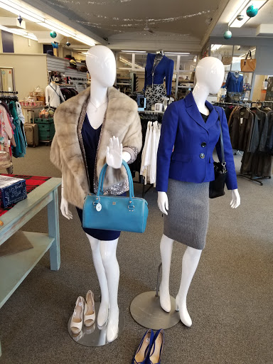 Boutique «blue / A GOODWILL BOUTIQUE /», reviews and photos, 335 S Main St, Akron, OH 44308, USA