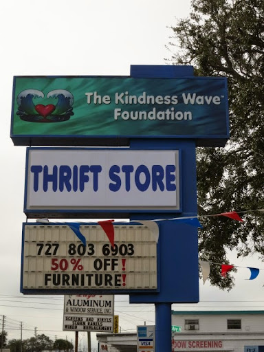 Thrift Store «The Kindness Wave Foundation Thrift Store», reviews and photos, 6210 Seminole Blvd, Seminole, FL 33772, USA