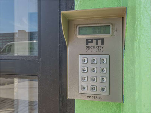 Self-Storage Facility «Maximum Self Storage», reviews and photos, 55 32nd St, Brooklyn, NY 11232, USA