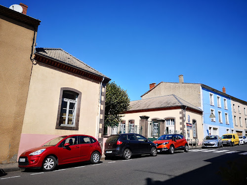 Ecole Maternelle de Cunlhat Maurice Pialat à Cunlhat