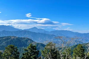 高尾山大見晴園地 image