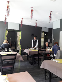 Atmosphère du Restaurant français Restaurant l'EVEREST à Firminy - n°3