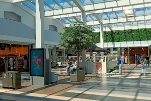 Shopping Center Koningshoek image