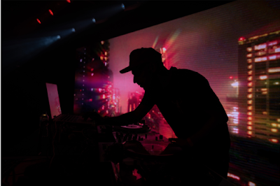 Tibo BRTZ (DJ) à Lyon