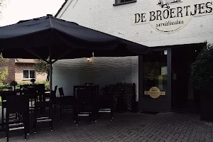 De Broertjes image