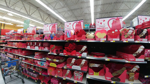 Shopping Mall «Eastport Plaza Shopping Center», reviews and photos, 4000 SE 82nd Ave, Portland, OR 97266, USA