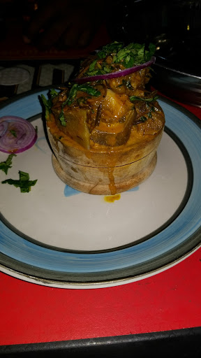 La Pouch, 133 Ogudu Rd, Ogudu 100242, Lagos, Nigeria, Seafood Restaurant, state Lagos