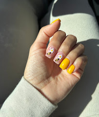 Top Line Nails - Photo 3 - Car repair in Lawrence, MA, Lowell