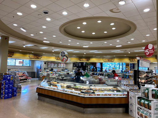 Supermarket «Roche Bros. Marshfield», reviews and photos, 605 Plain St, Marshfield, MA 02050, USA