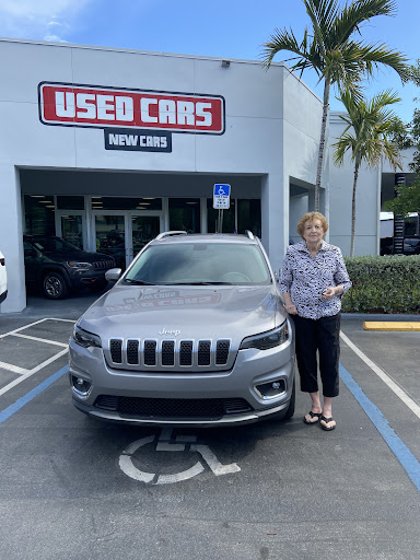 Car Dealer «Joey Accardi Chrysler, Dodge, Jeep, Ram», reviews and photos, 909 S Federal Hwy, Pompano Beach, FL 33062, USA
