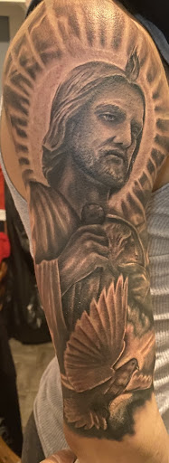 Tattoo Shop «Bad Habits Tattoo Studio», reviews and photos, 1502 Callaghan Rd, San Antonio, TX 78228, USA