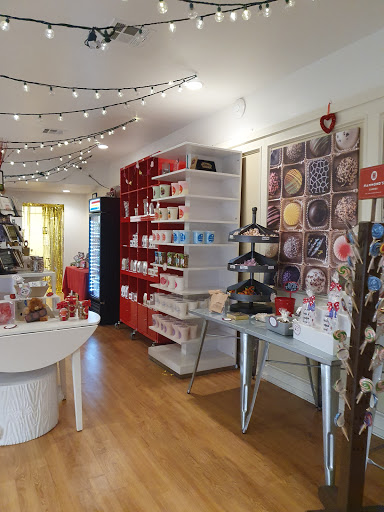 Chocolate Shop «Apple Tree Chocolate», reviews and photos, 754 Asp Ave, Norman, OK 73069, USA