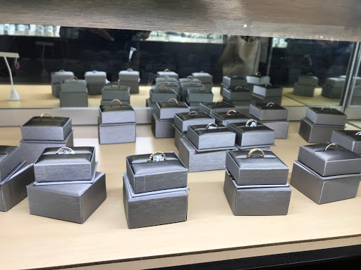 Jewelry Store «La Quinta: Jewel Master Jewelers», reviews and photos, 79-795 CA-111 #101, La Quinta, CA 92253, USA