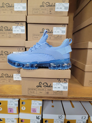 Shoe Store «Shoe Land», reviews and photos, 1544 Southlake Pkwy # 9A, Morrow, GA 30260, USA