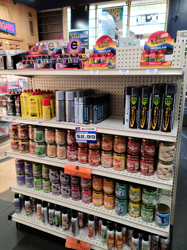 Tobacco Shop «Smoker Friendly / Gasamat», reviews and photos, 2698 S Parker Rd, Aurora, CO 80014, USA