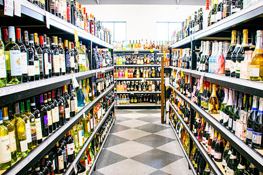 Liquor Store «Shoregate Beverage & Liquor», reviews and photos, 30498 Lakeshore Blvd, Willowick, OH 44095, USA