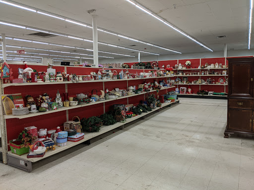 Thrift Store «The Salvation Army Family Stores», reviews and photos, 817 S State Rd, Davison, MI 48423, USA