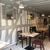 Atmosphère du Restaurant français Le Petit Honfleur à Blois - n°1