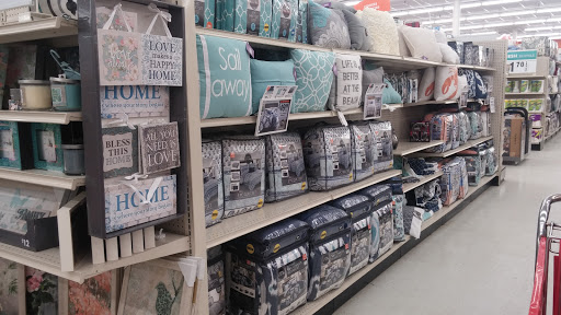 Discount Store «Big Lots», reviews and photos, 650 Wolcott St, Waterbury, CT 06705, USA