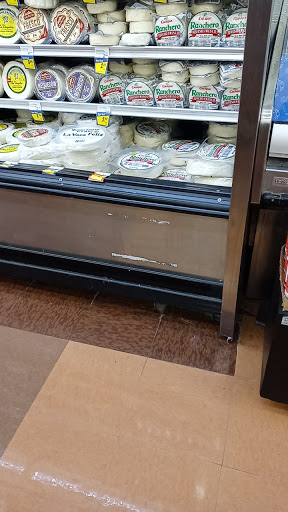 Grocery Store «Fiesta Mart Inc», reviews and photos, 275 NE 28th St, Ft Worth, TX 76106, USA