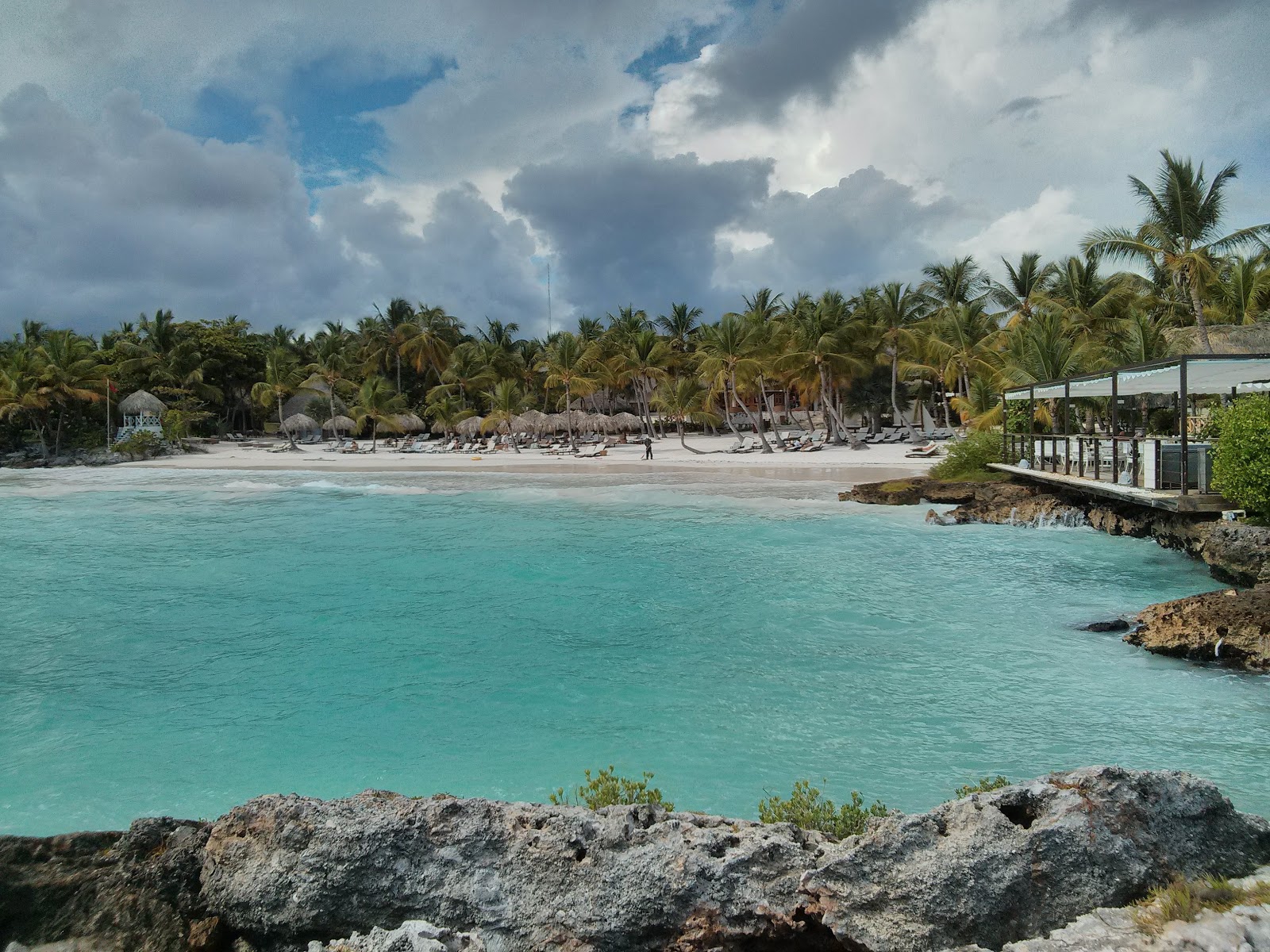 Caleton beach photo #7