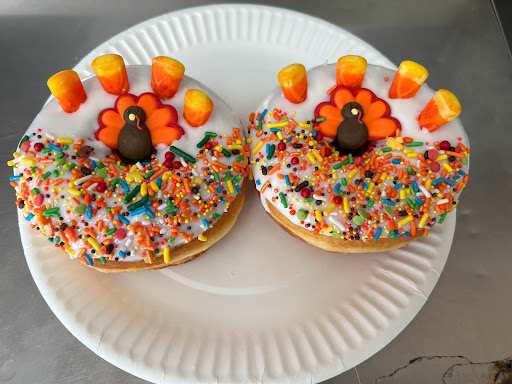 Donut Shop «Dulcet Gourmet Donut», reviews and photos, 23717 Vanowen St, Canoga Park, CA 91307, USA