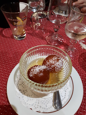 Délices de Agra à Versailles