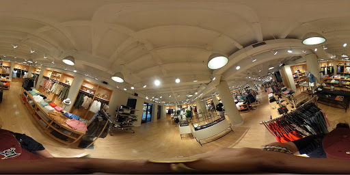 Clothing Store «J.Crew», reviews and photos, 2126 Abbott Martin Rd #141, Nashville, TN 37215, USA