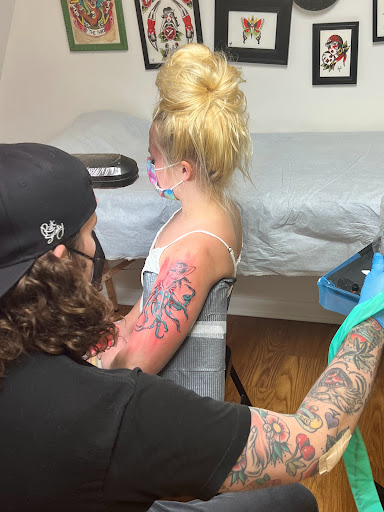 Tattoo Shop «Ink & Dagger Tattoo Co», reviews and photos, 1137 Bardstown Rd # 2, Louisville, KY 40204, USA