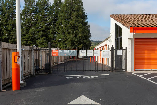 Self-Storage Facility «Public Storage», reviews and photos, 12299 Saratoga Sunnyvale Rd, Saratoga, CA 95070, USA