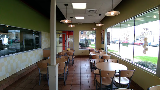 Bakery «Krispy Kreme Doughnuts», reviews and photos, 2600 S Cooper St, Arlington, TX 76015, USA