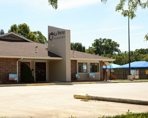 Day Care Center «La Petite Academy of Springfield, MO», reviews and photos, 1714 S Enterprise Ave, Springfield, MO 65804, USA
