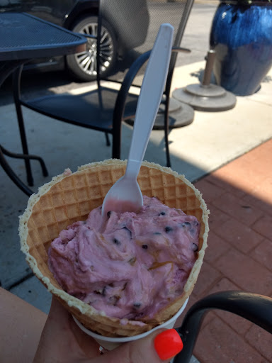 Ice Cream Shop «Cold Stone Creamery», reviews and photos, 12418 Olive Blvd, Creve Coeur, MO 63141, USA