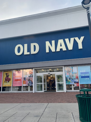 Old Navy - with Curbside Pickup