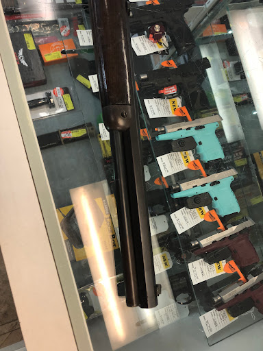 Pawn Shop «Capital Pawn», reviews and photos, 1933 Davis Blvd, Naples, FL 34104, USA