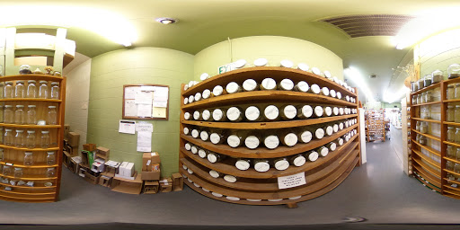 Grocery Store «Bear Foods Natural Market», reviews and photos, 125 E Woodin Ave, Chelan, WA 98816, USA